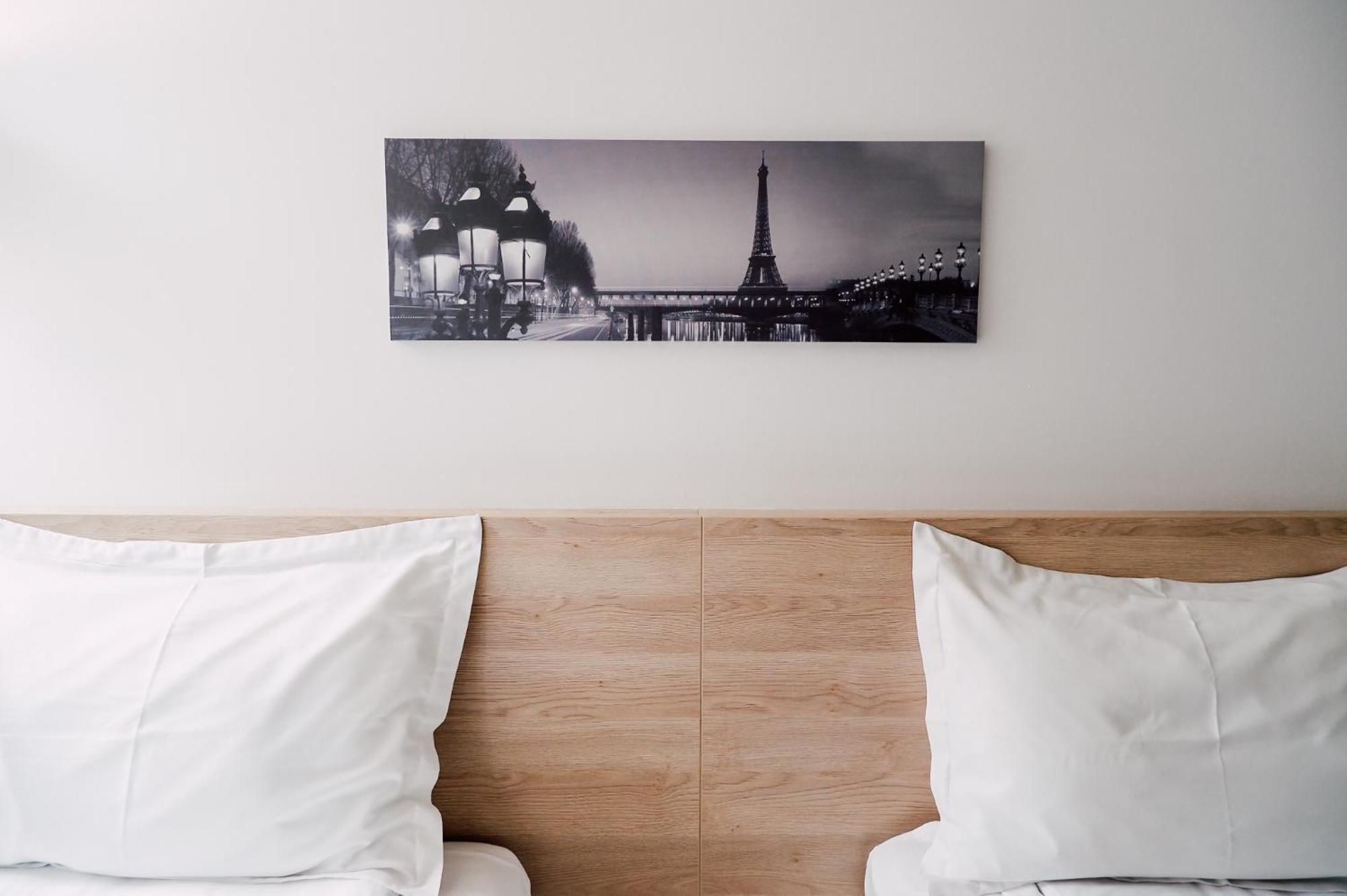Casa M Hotel Oradea Luaran gambar